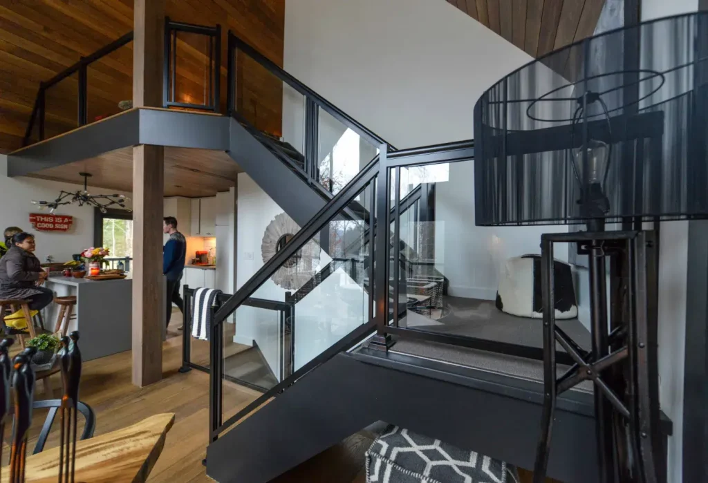 ALUMINUM RAILING WITH GLASS sunspace Nipissing